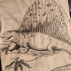 Dimetrodon Tan  Tee shirt by B.Curnock . Preowned in excellent shape.Prehistoric